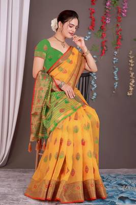 Sareeexotica Women'S Cotton Jacquard Saree Meenakari Zaributta Chit Pallu Yellow Color Saree 4