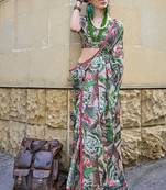 Green Banarasi Silk Zari Weaving Border And Pallu Saree With Blouse For Women