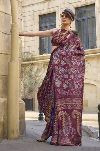 Marron Banarasi Silk Zari Weaving Border And Pallu Saree With Blouse For Women