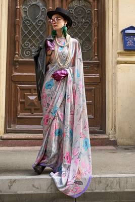 Off White Banarasi Silk Zari Weaving Border And Pallu Saree With Blouse For Women 1