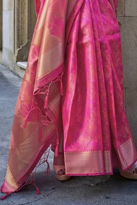 Rani Pink Organza Silk Zari Weaving Border And Rich Pallu Saree With Blouse For Women 4