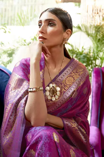 Purple kanjivaram silk blend zari Weaving Borde And Pallu Saree With Blouse For Women