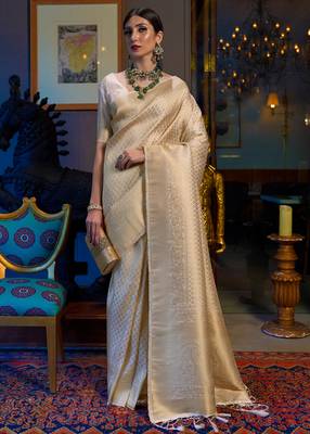 Off White kanjivaram silk blend zari Work Wedding Saree 2
