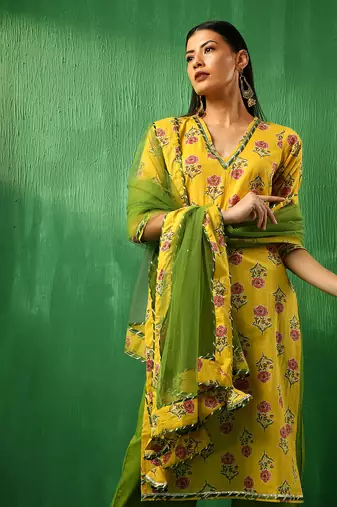Adaa yellow cotton suit set