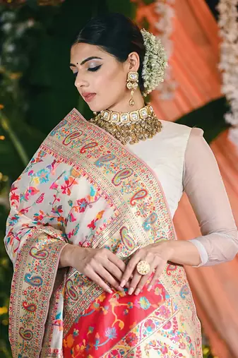 Off White Cotton Blend Beautiful Weaving Border Saree With Blouse