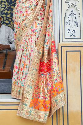 Cream Cotton Blend Beautiful Weaving Border Saree With Blouse 3