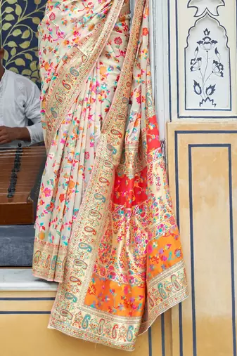 Cream Cotton Blend Beautiful Weaving Border Saree With Blouse