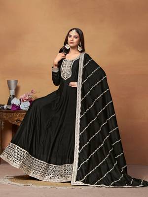 Black embroidered art silk anarkali suit 2