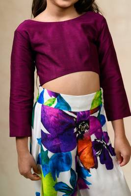 Modern floral print pleated pants with rich wine colored crop top 3