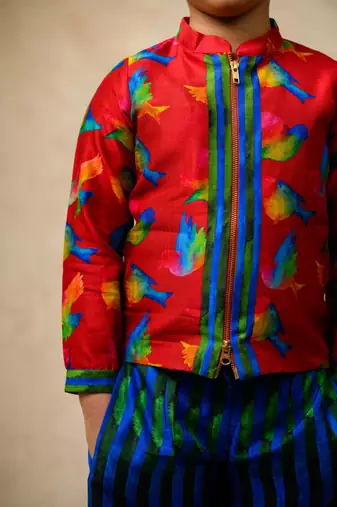 Birds print shacket with blue green stripes printed pants