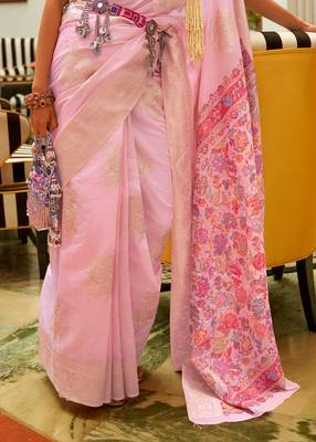 Pink Silk Blend Zari Weaving Border And Pallu Saree With Blouse For Women  4