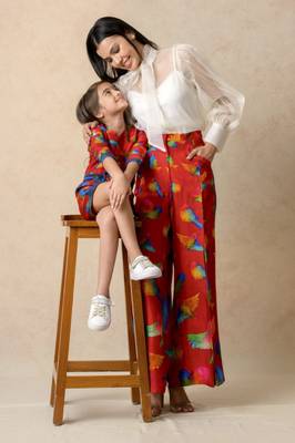 Multicolor print birds print romper 4
