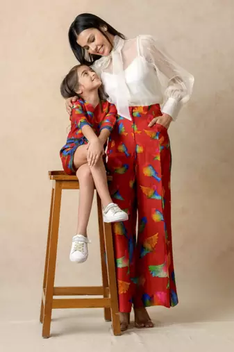 Multicolor print birds print romper