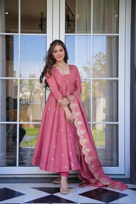 Women's latest collection chinnon silk suit sets  1