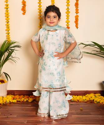 Bachpan falak kurta plazo set 1