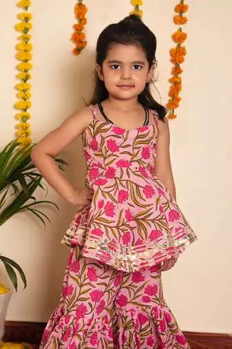 Bachpan nazakat sharara set