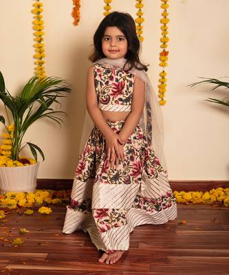 Bachpan garden rose lehenga set 1
