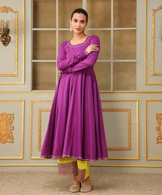 Saadgi bagni lace anarkali set 3