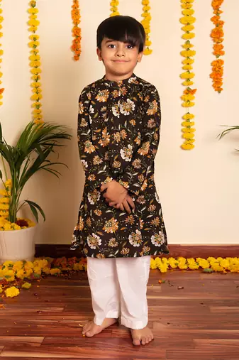 Roop rang kurta pant set