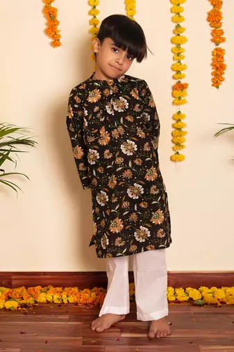 Roop rang kurta pant set