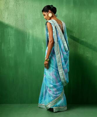 Adaa blue marble print organza saree 4