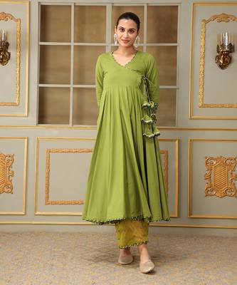 Saadgi mehendi green mirror work angrakha set 3