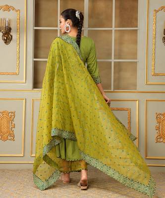 Saadgi mehendi green mirror work angrakha set 5