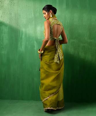 Adaa mehendi green organza saree 5