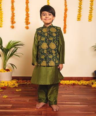 Bachpan idika green kurta jacket set 1