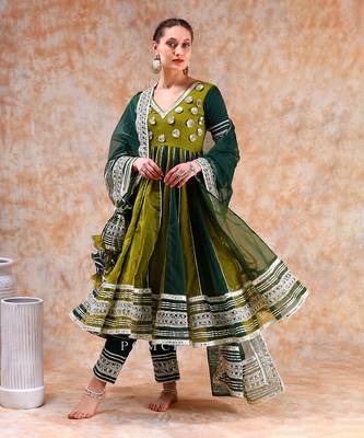 Dil kash green double shade anarkali set 2