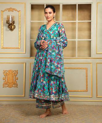 Saadgi phulwari anarkali set 1