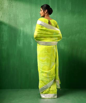 Adaa bright green organza saree 5