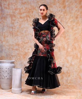 Dil Kash Black Lehenga Shrug Set 2