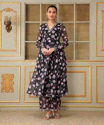 Saadgi pink lotus anarkali set 1