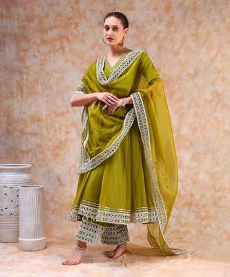 Dil kash mehendi green anarkali set 2