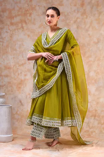 Dil kash mehendi green anarkali set