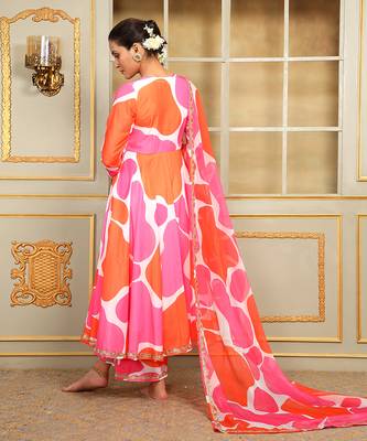 Saadgi rangeen anarkali set 5