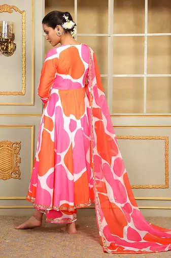 Saadgi rangeen anarkali set
