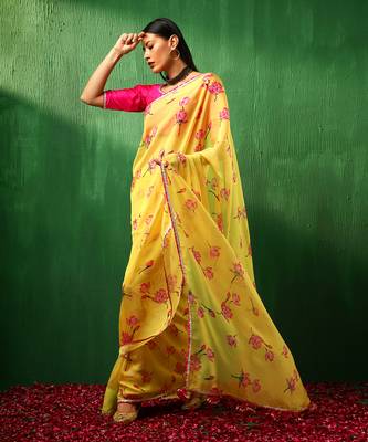 Adaa pink lotus yellow organza saree 5