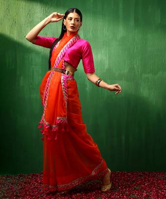Adaa pink border orange organza saree 3