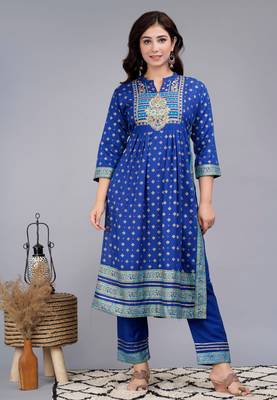 Blue handwork embroidered kurta and pant set with dupatta 5