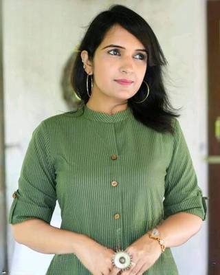 Green katha cotton kurta and palazzo set 4