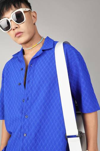 Men's royal blue textured geometric oversized shirt