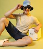 Men's pale yellow oversized basic t-shirt