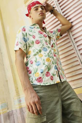 Men's multicolour rose garden print shirt