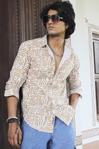 Men's brown contrast lines shirt