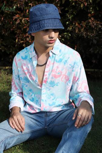 Men's ecoliva light blue & baby pink faded roses shirt