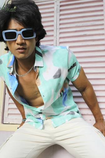 Men's ecoliva mint green abstract strokes shirt