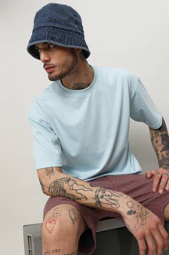Men's powder blue oversized basic t-shirt
