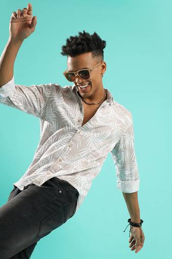 Campus sutra men's beige pinstriped shirt